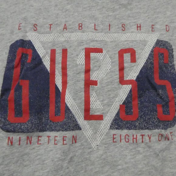 GUESS KIDS medium (5-6) V-neck graphic tee, 100% cotton, GUC - Picture 5 of 10